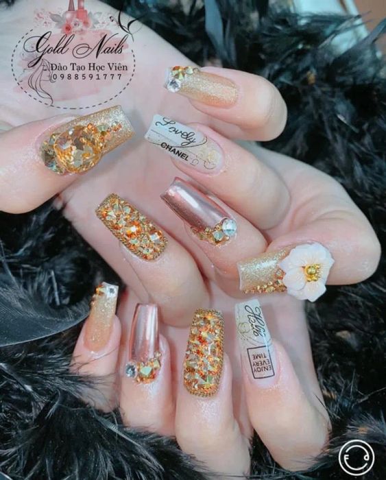 GOLD Nail - Tên Lửa ảnh 1