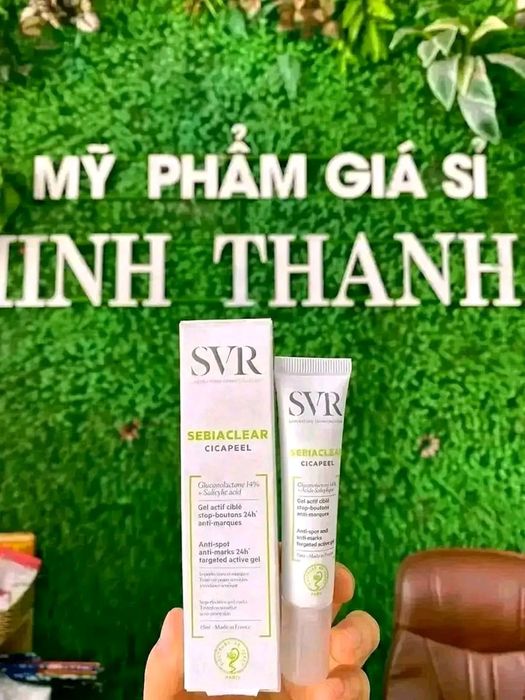 Không gian mua sắm rộng rãi tại Minh Thanh Shop