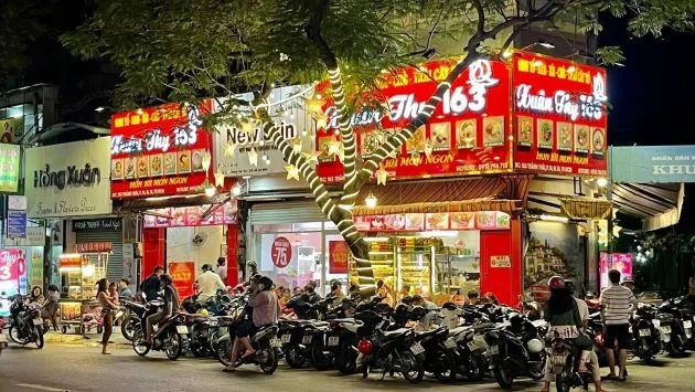 Sinh Tố Xuân Thy - Tinh hoa trái cây dầm đất Sài Thành