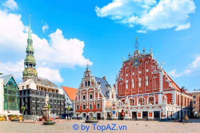 Công ty Tư vấn Định cư Thiên Tú chuyên cung cấp dịch vụ tư vấn định cư Latvia, giúp khách hàng thực hiện các thủ tục và chuẩn bị hồ sơ một cách chuyên nghiệp và hiệu quả.