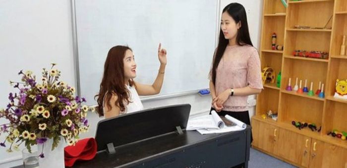 Hình ảnh học viên Edumesa trải nghiệm phương pháp luyện thanh đột phá - Bước tiến mới trong đào tạo thanh nhạc