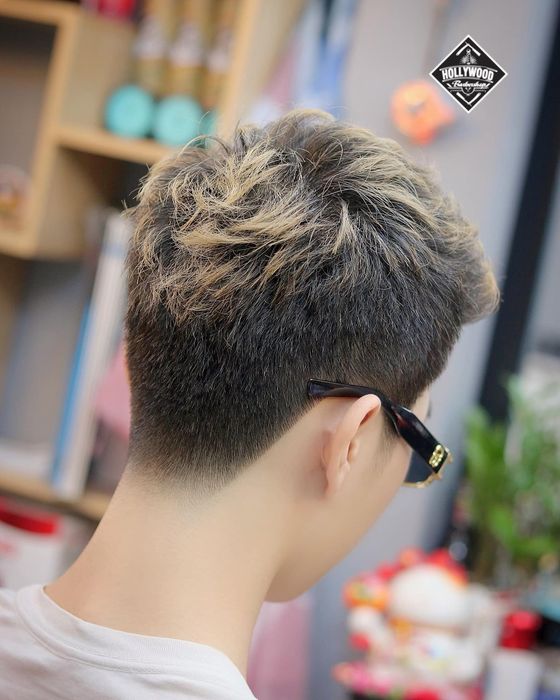 Bộ sưu tập các kiểu tóc nam thời thượng tại Hollywood Barber Shop