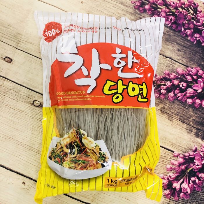 Hình ảnh thực tế Miến khoai lang Nongwoo - Sợi miến vàng óng chuẩn Hàn