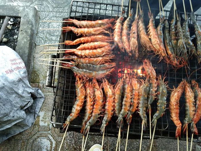 Bữa tiệc ốc đầy màu sắc tại quán Ốc Tèo