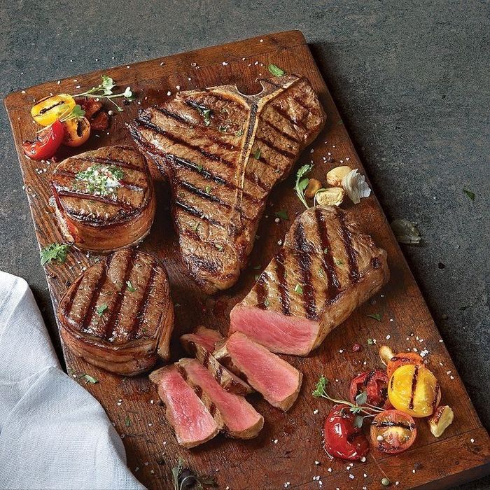 Không gian ấm cúng và sang trọng tại Moo Beef Steak - Phú Mỹ Hưng
