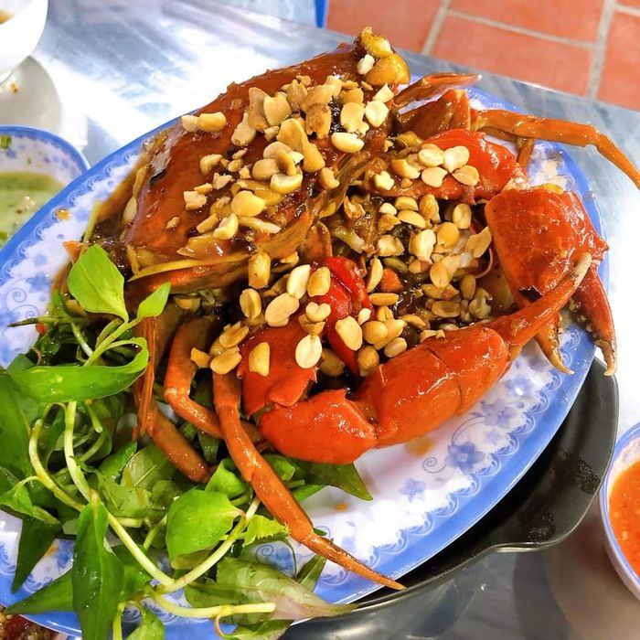 Bữa tiệc hải sản thịnh soạn tại Hải sản Biên Hoà 61