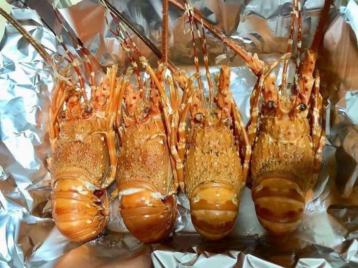 Góc ảnh đẹp mắt với các món ngon tại Hải sản Biên Hoà 61