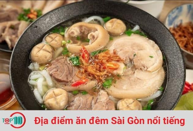 Bánh Canh Giò Heo – Món Ăn Đêm Khó Cưỡng