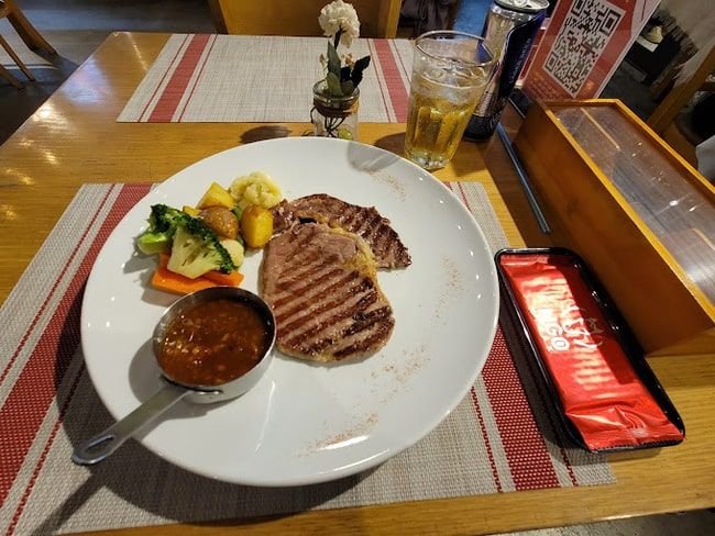 Trải nghiệm bò bít tết thượng hạng với hương vị tuyệt hảo tại Ngo Steak