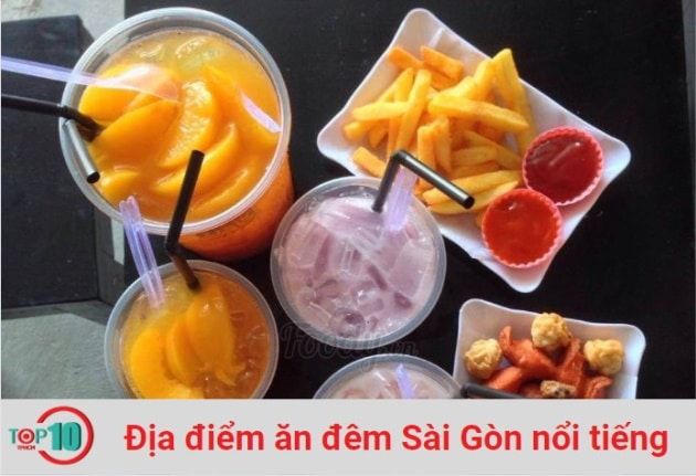 Chợ Đêm Tấp Nập Làng Đại Học