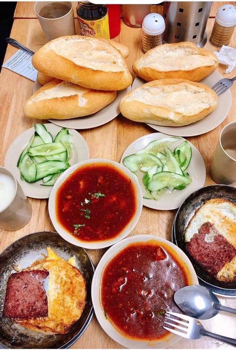 Bánh Mỳ Sốt Vang 35 - Hình ảnh 2