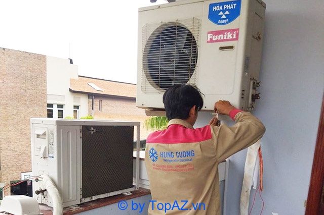 Dịch vụ bảo trì và vệ sinh máy lạnh tại quận Gò Vấp của Hùng Cường luôn đảm bảo sự chuyên nghiệp và hiệu quả, đáp ứng mọi yêu cầu của khách hàng với chất lượng dịch vụ hàng đầu.