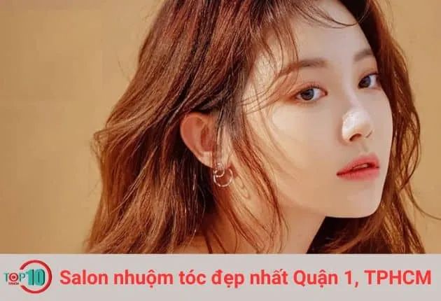 Salon Hoàng Gia - Địa chỉ vàng cho những ai đam mê nhuộm tóc đẹp tại Quận 1