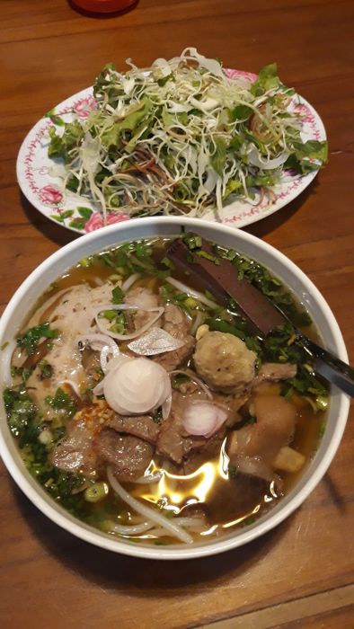Bún Bò Huế O Thúy - Hương Vị Miền Trung Đậm Đà