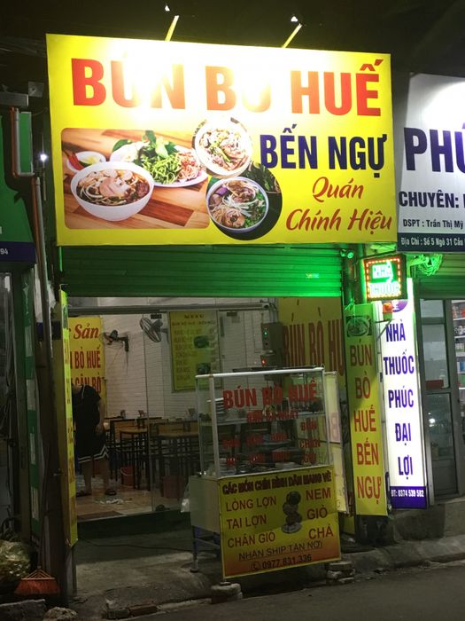 Bún Bò Bến Ngự - Hương Sả Ớt Và Thịt Bò Nạm Mềm Mại