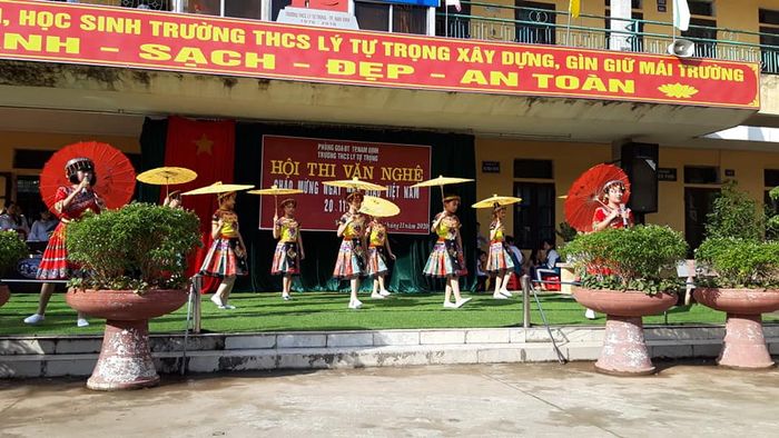 Trường THCS Lý Tự Trọng - Hình ảnh 1
