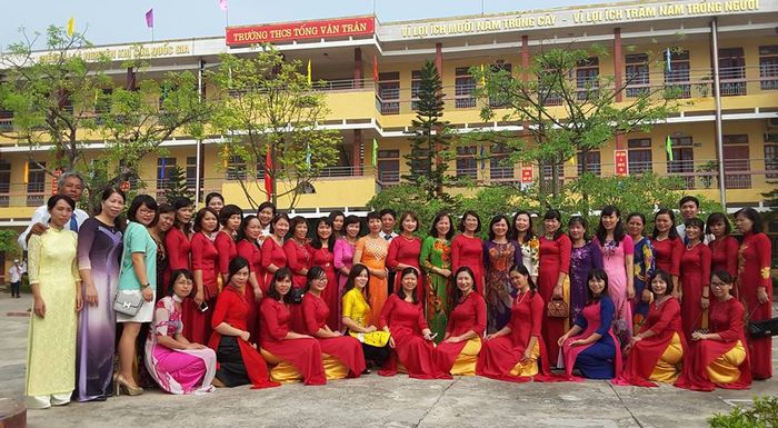 Trường THCS Tống Văn Trân - Hình ảnh 1