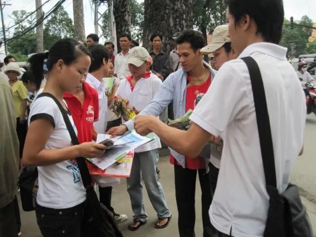 Tự hào lọt Top 8 đơn vị phát tờ rơi uy tín với giá thành cạnh tranh nhất TP.HCM, Tư Duy Triệu Phú là lựa chọn lý tưởng cho mọi chiến dịch quảng cáo