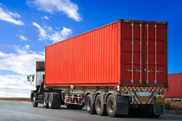 Hình ảnh hệ thống kho bãi hiện đại của Vận Tải Nguyên Khang