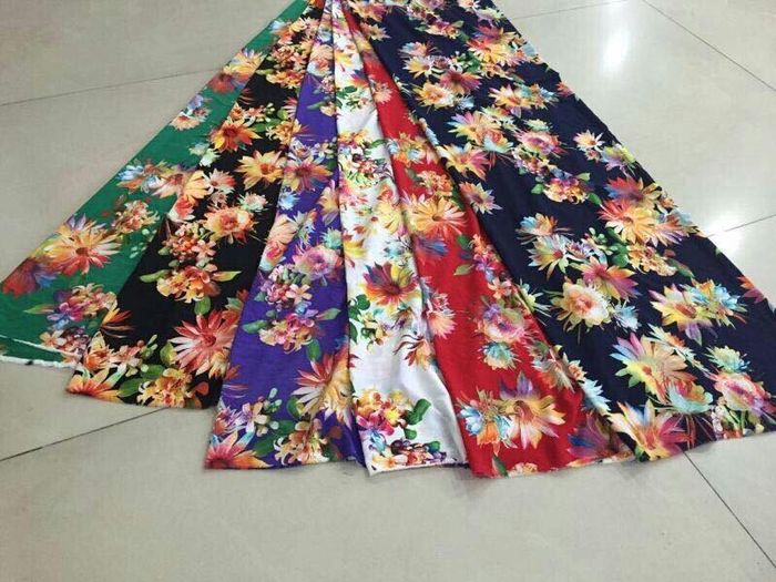 Tiệm Vải Nguyệt - Hình ảnh 2