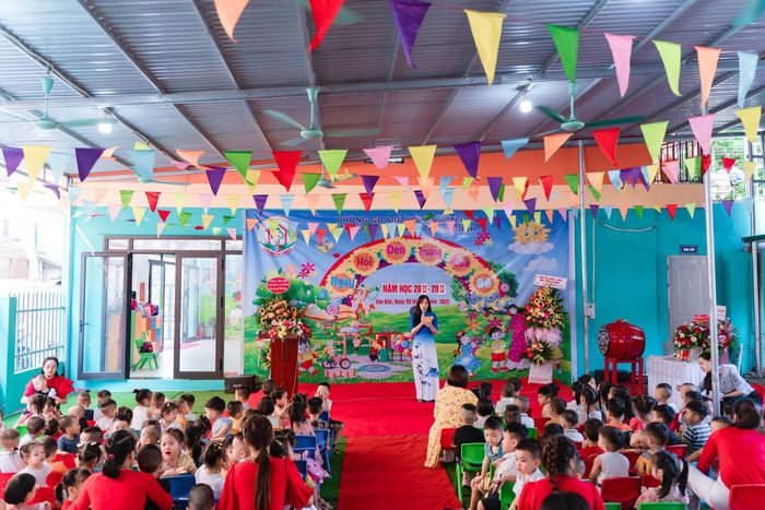 Khuôn viên xanh mát tại Trường Mầm non Thanh Bình