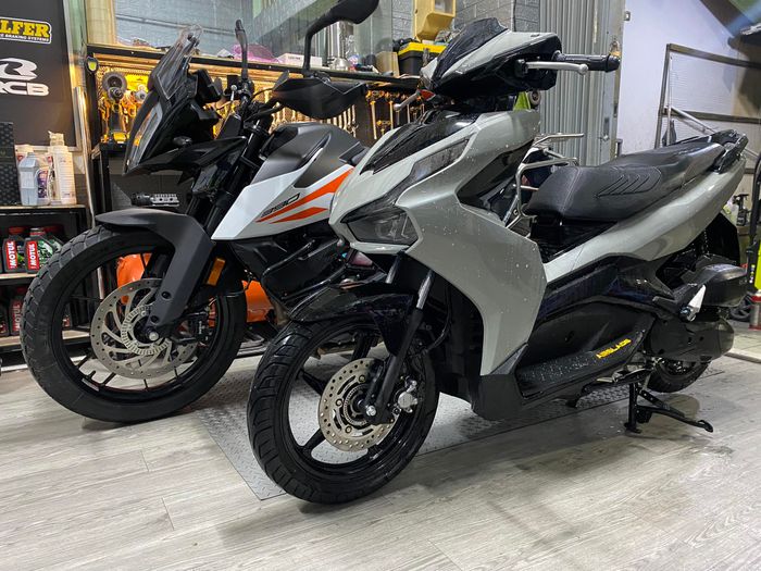 Không gian làm việc chuyên nghiệp tại NTA Racing Shop