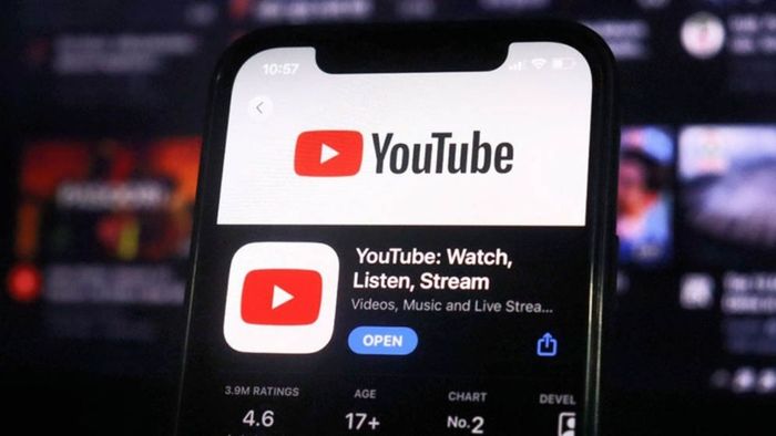 Cách ngắt kết nối điện thoại với TV qua YouTube - Bước đầu tiên