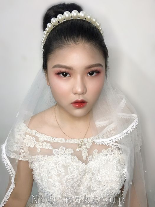Bộ sưu tập cô dâu lộng lẫy của Nhớ Nguyễn Makeup