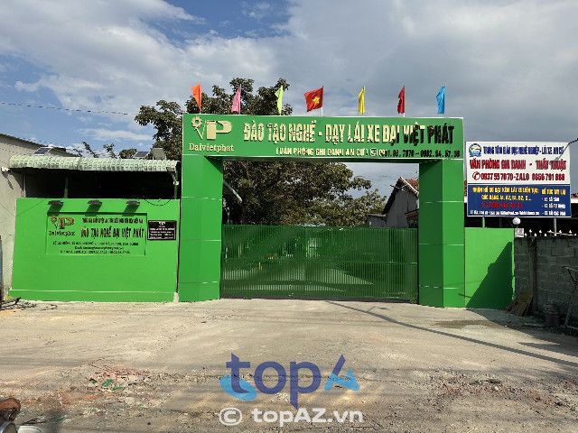 Trung Tâm Đào Tạo Nghề Đại Việt Phát - Chắp cánh ước mơ vững tay lái