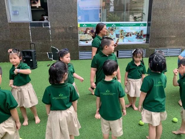 May Mặc Hải Nam - Đồng hành cùng nét đẹp tuổi học trò