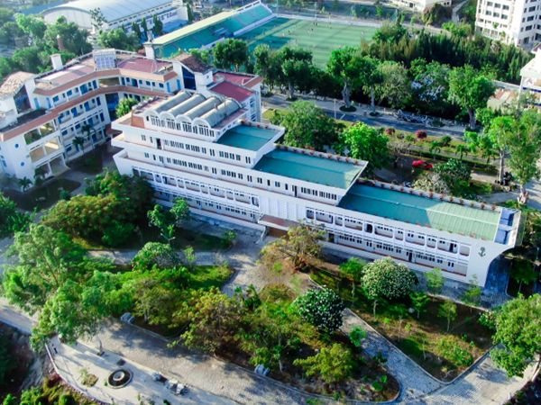 Khuôn viên Đại học Nha Trang - Hình ảnh 2