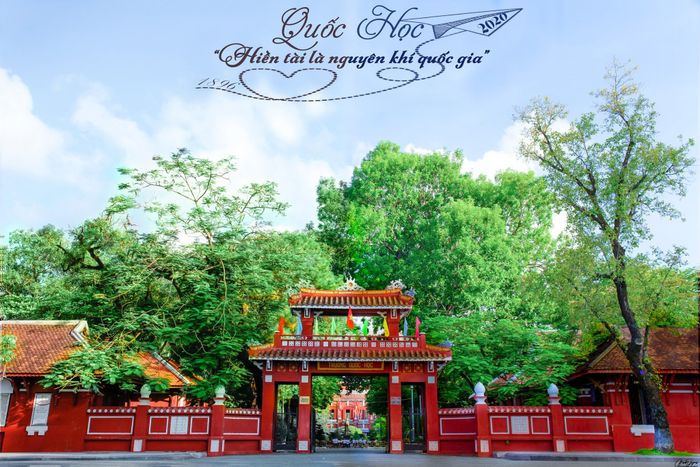 Kiến trúc cổ kính đặc trưng của ngôi trường trăm năm Quốc Học