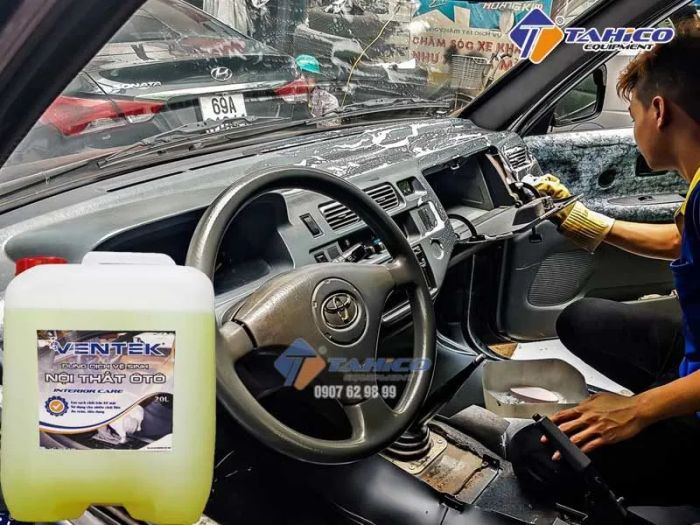 Hình ảnh chân thực về dung dịch vệ sinh nội thất Ventek - góc nhìn đa chiều