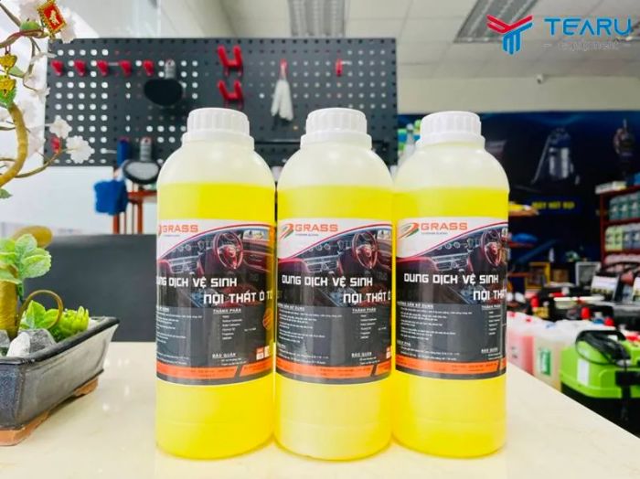 Hình ảnh chân thực dung dịch Grass - Thiết kế chuyên nghiệp