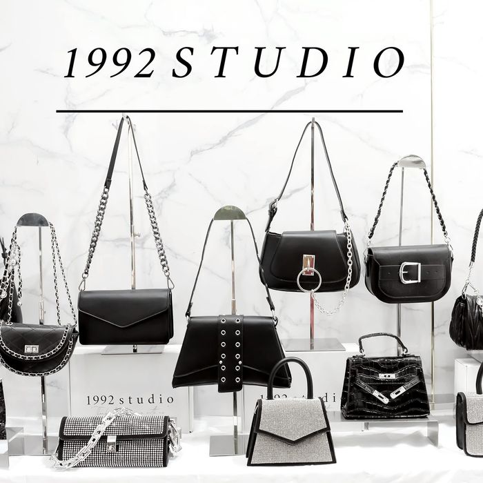 1992 s t u d i o ảnh 1