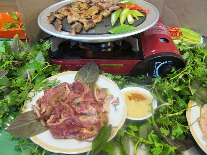 Lẩu Dê Phượng Chi - ảnh 1