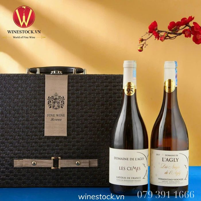 Không gian mua sắm hiện đại tại WINESTOCK.vn
