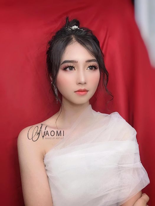 Bộ sưu tập hình ảnh cô dâu lộng lẫy tại NAOMI BRIDAL