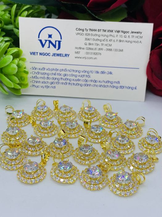 Hình ảnh không gian trưng bày ấn tượng tại Việt Ngọc Jewelry - VNJ