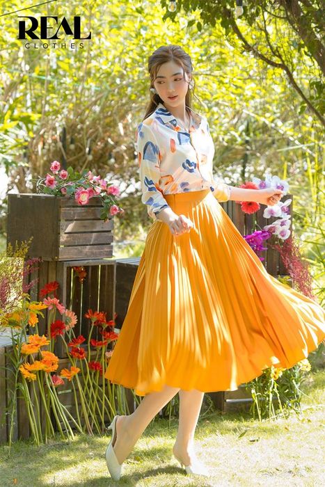 Real Clothes - Đẳng cấp thời trang phụ nữ Quận 5
