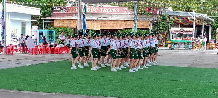 Hoạt động ngoại khóa sôi nổi của học sinh Trường THCS Trần Quốc Tuấn