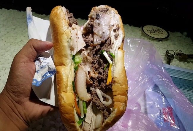 Bánh mì chả cá Bùi Thị Xuân
