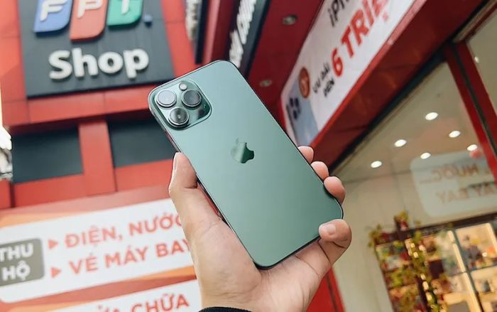FPT Shop ảnh 1 - Hình ảnh sống động về thế giới công nghệ đa dạng