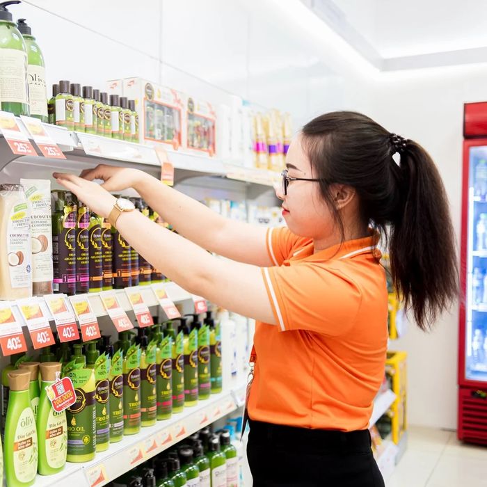Bộ sưu tập mỹ phẩm đa dạng tại Guardian Health & Beauty