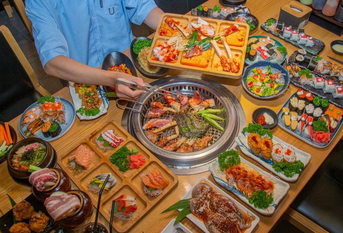 Sự kết hợp hoàn hảo giữa sushi và BBQ