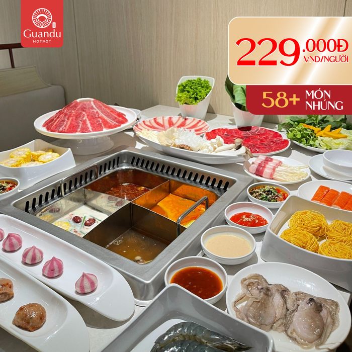 Bữa tiệc buffet với hơn 100 món nhúng đẳng cấp