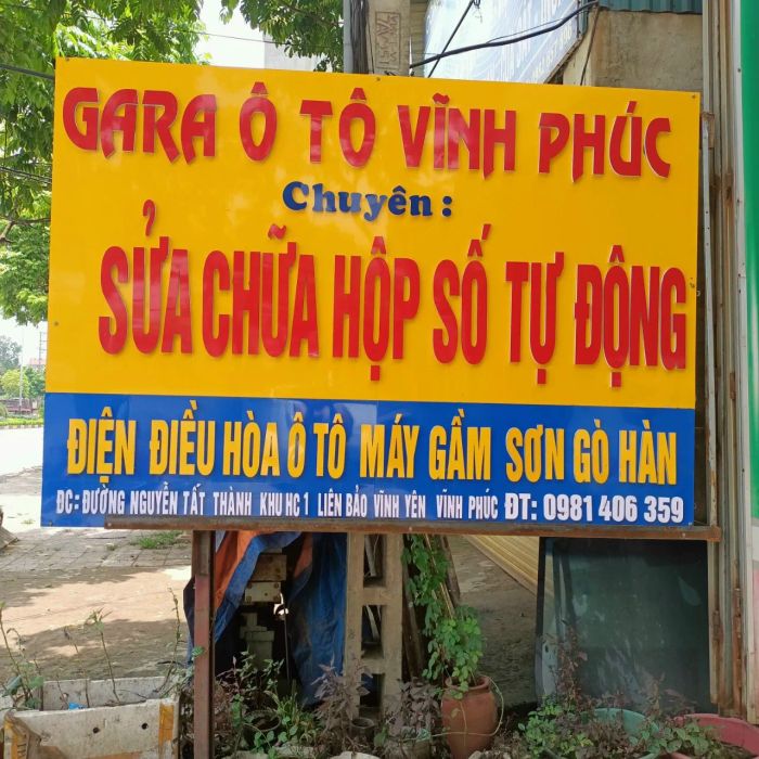 Không gian làm việc chuyên nghiệp tại Gara Ô tô Vĩnh Phúc