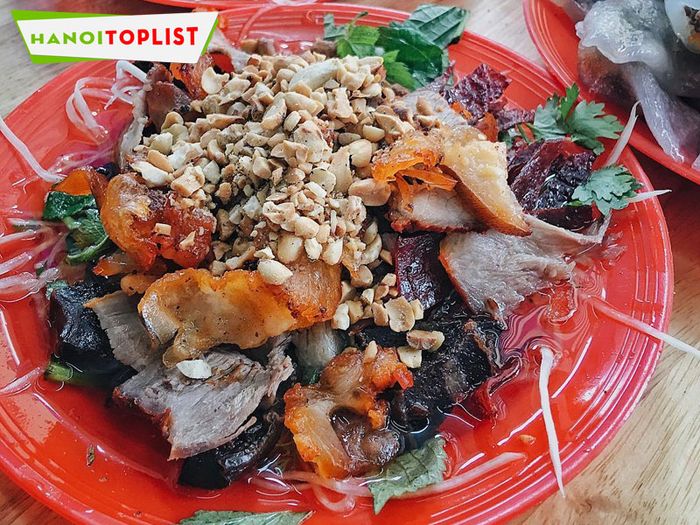 nom-lim-quan-nom-ngon-noi-tieng-tai-ha-noi-Mytour