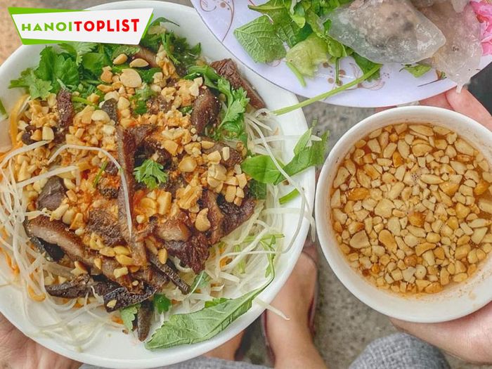 nom-ong-phuc-Mytour - Hành trình khám phá hương vị nộm đu đủ truyền thống đậm chất Hà Nội