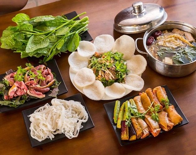 Từ món ăn đặc sản vùng miền, lẩu dê giờ đây đã trở thành món ngon phổ biến khắp các tỉnh thành, đặc biệt là tại thành phố Hồ Chí Minh - nơi hội tụ tinh hoa ẩm thực cả nước.